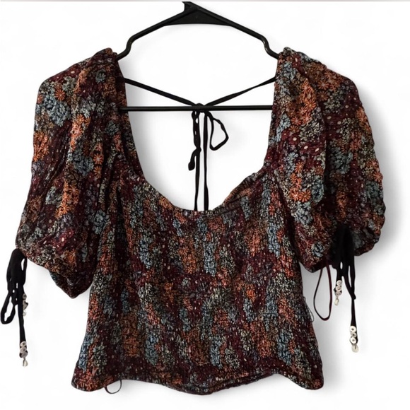 Free People floral back on top crop  Puff Sleeve top size small - Picture 1 of 5